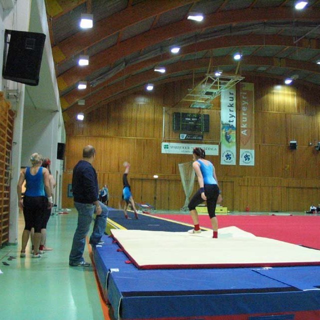 03122006jolasprell_215.jpg